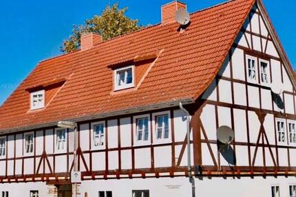 Wohnung Eschwege - 3 Zimmer, 65 m&sup2;, 365&euro; | Angebot:26630976