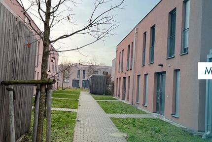 Modernes Reihenhaus mit 4 Zimmern, EBK und Terrasse 4 zimmer