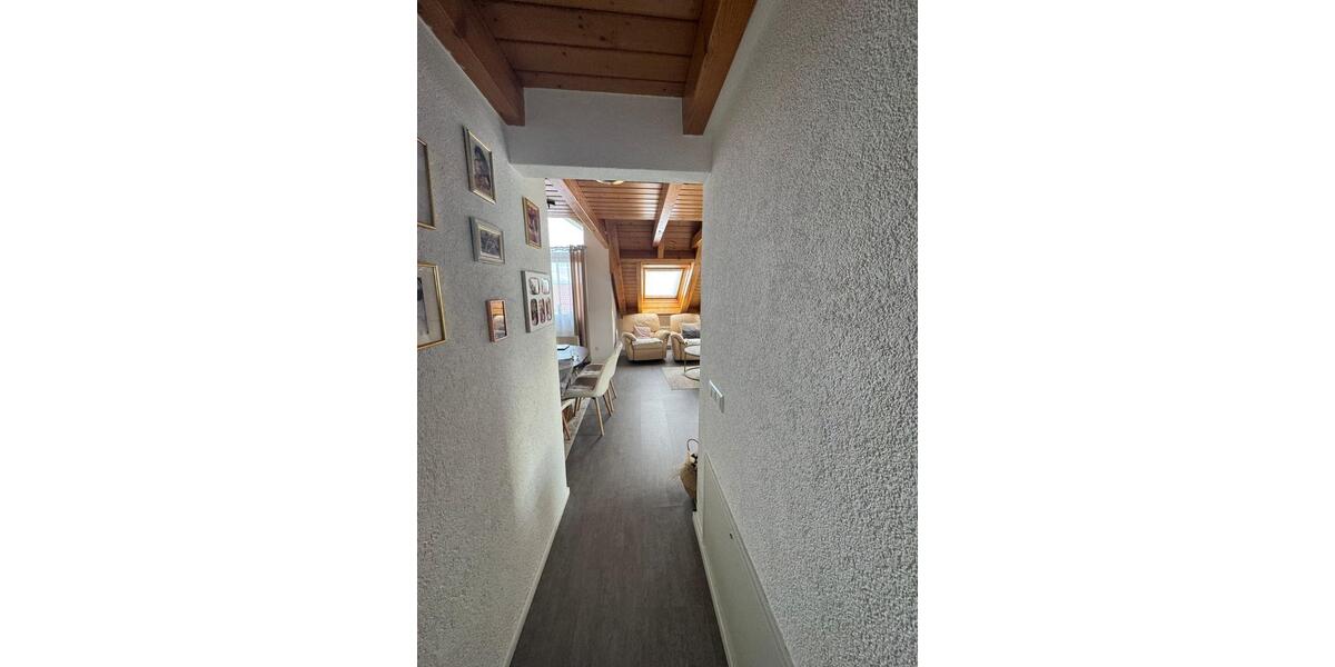 Maisonettenwohnung Neresheim - 4 Zimmer, 85 m&sup2;, 990&euro; | Angebot:25047577