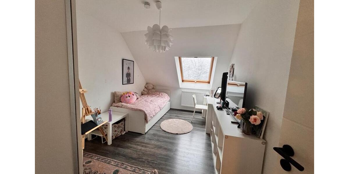 Reihenhaus Lüdenscheid Staberg - 5 Zimmer, 130 m&sup2;, 2.000&euro; | Angebot:25563053