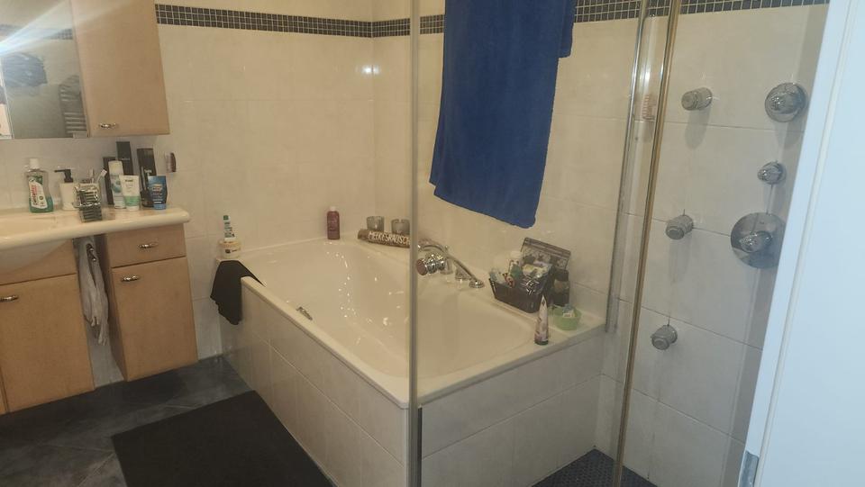 Etagenwohnung Iserlohn Letmathe - 5 Zimmer, 147 m&sup2;, 1.075&euro; | Angebot:25100462