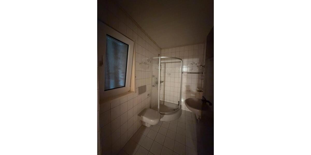 Erdgeschoßwohnung Neustadt am Rübenberge - 5 Zimmer, 185 m&sup2;, 1.565&euro; | Angebot:26041142