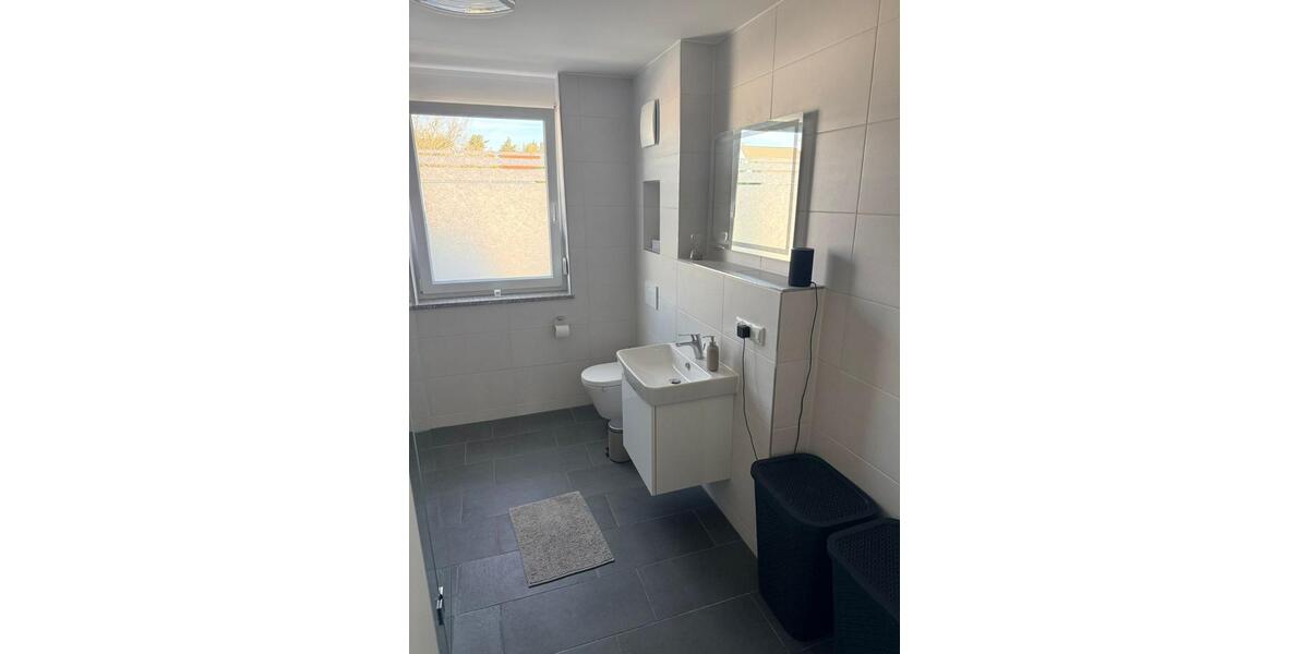Erdgeschoßwohnung Altenstadt an der Waldnaab - 3 Zimmer, 72 m&sup2;, 990&euro; | Angebot:26350205