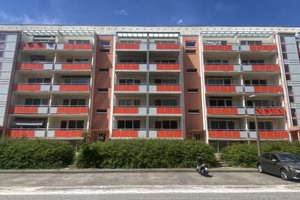 Wohnung zum Mieten in Neustrelitz 560 € 74.78 m² 4 zimmer
