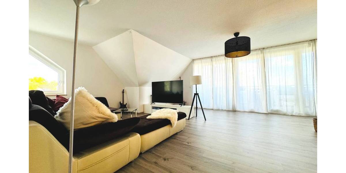 Etagenwohnung Fürth Poppenreuth - 4 Zimmer, 170 m&sup2;, 1.410&euro; | Angebot:26703043