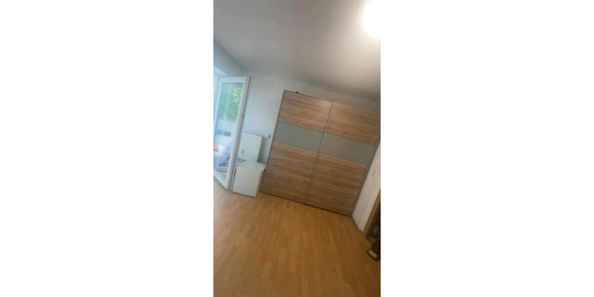 WG-Zimmer in 4er-WG (Studenten-WG) in Eppelheim 1 zimmer