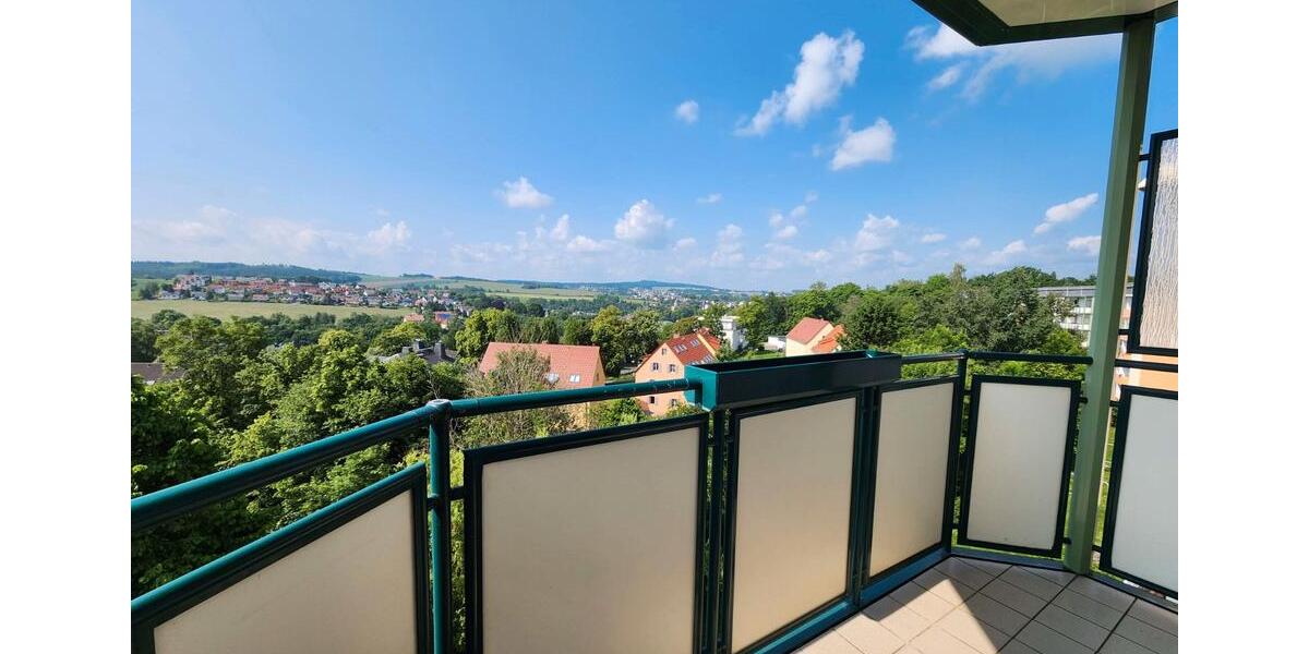 Etagenwohnung Reichenbach im Vogtland - 4 Zimmer, 69 m&sup2;, 320&euro; | Angebot:25989858