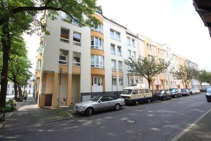 SCHÖNE HELLE MAISONETTE-WOHNUNG RATHAUSNÄHE 4.OG, KLOSTERSTR. 42 3 zimmer