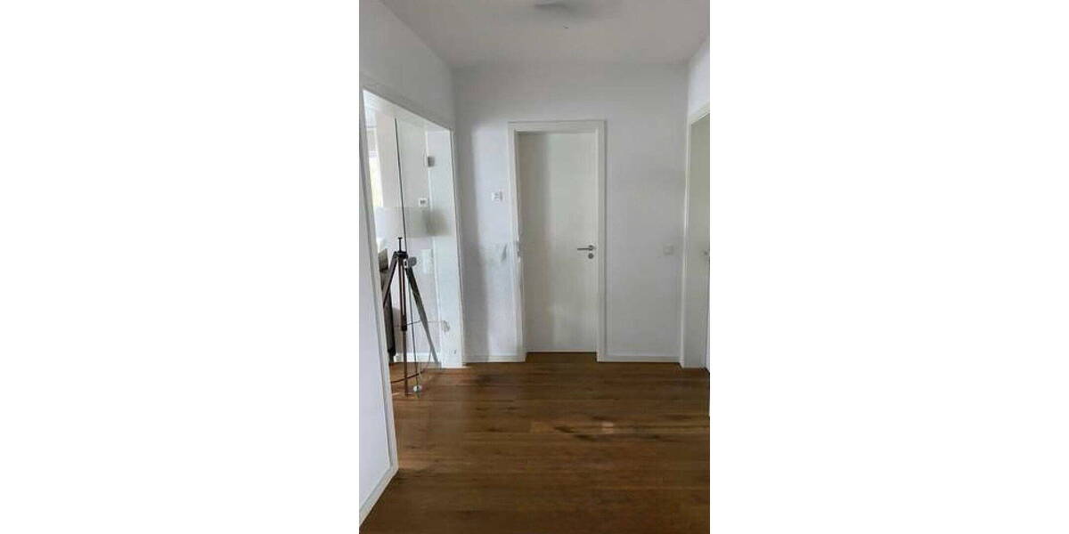 Etagenwohnung Braunschweig - 3 Zimmer, 80 m&sup2;, 1.130&euro; | Angebot:26746289