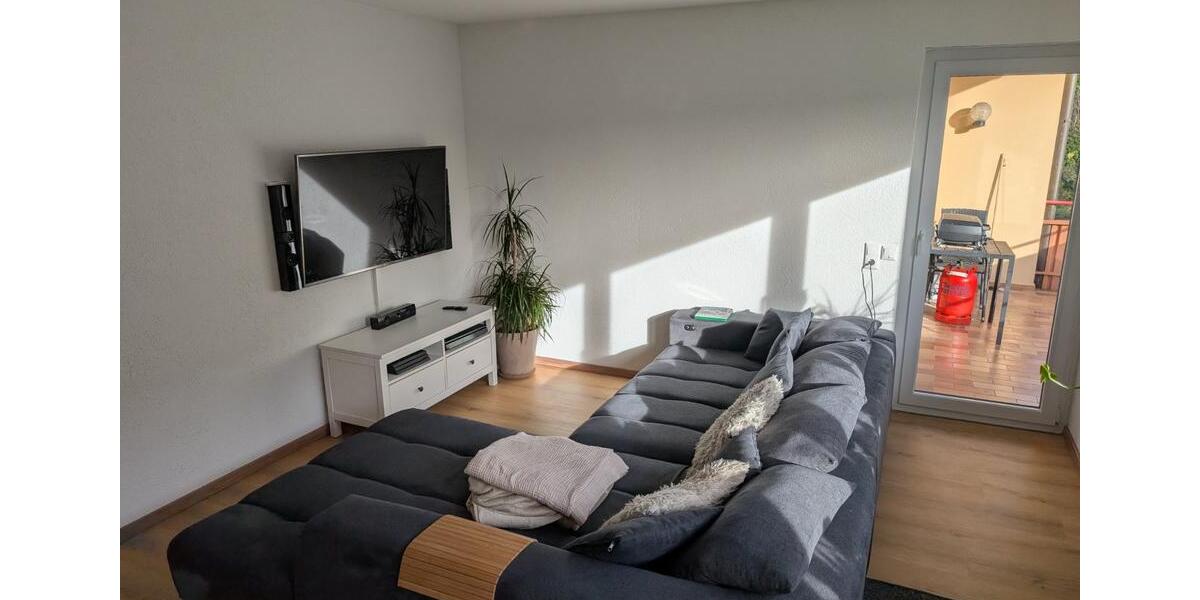 Freistehendes Einfamilienhaus mit großem Garten und Balkon 9 zimmer