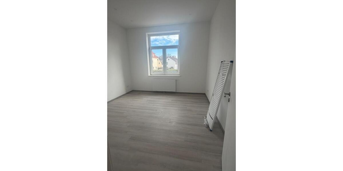 Erdgeschoßwohnung Hameln Kernstadt - 4 Zimmer, 105 m&sup2;, 880&euro; | Angebot:26024706