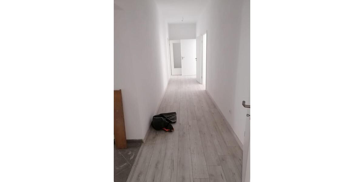 Etagenwohnung Bautzen - 5 Zimmer, 130 m&sup2;, 1.150&euro; | Angebot:26004152