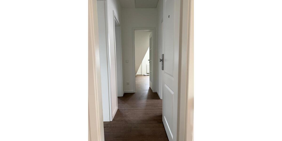 Modernisierte Dachgeschosswohnung in Toplage von Bad Salzuflen 2 zimmer