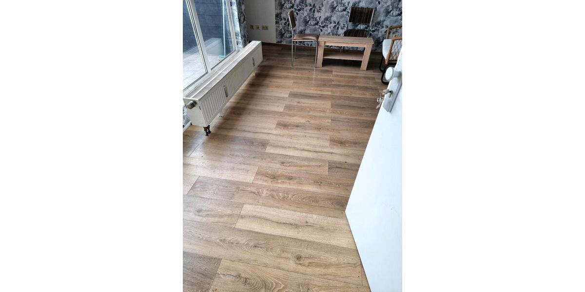 Maisonettenwohnung Mönchengladbach Süd - 3 Zimmer, 80 m&sup2;, 1.300&euro; | Angebot:26127002