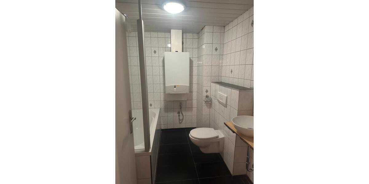 Dachgeschoßwohnung Bous - 4 Zimmer, 82 m&sup2;, 780&euro; | Angebot:22285781