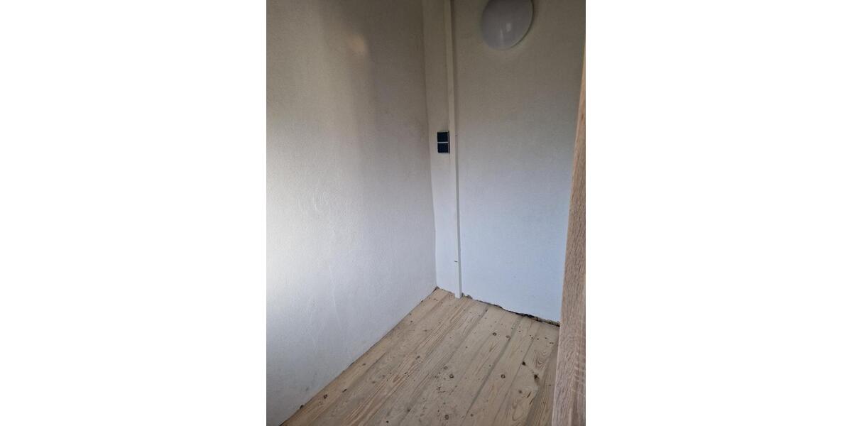 3 Zimmer Wohnung mit großem Balkon in Crimmitschau 3 zimmer