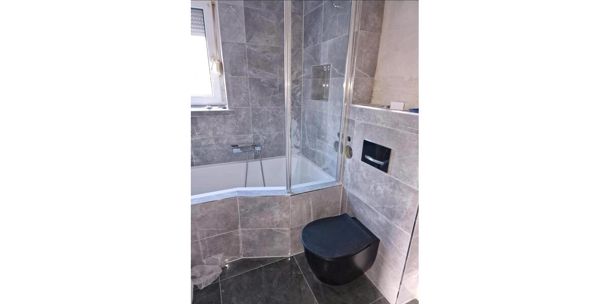 Etagenwohnung Burghausen - 4 Zimmer, 90 m&sup2;, 1.800&euro; | Angebot:24430402