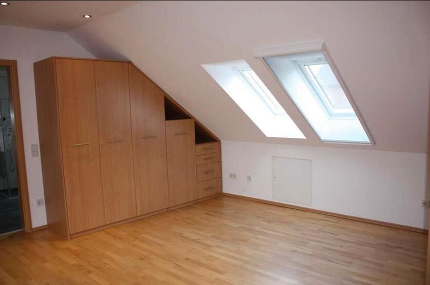 Charmantes Bauernhaus mit 4,5 Zimmern in Ratingen Homberg zimmer
