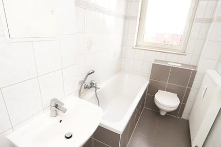 Wohnung Eisleben (Lutherstadt) - 3 Zimmer, 60 m&sup2;, 330&euro; | Angebot:25747464