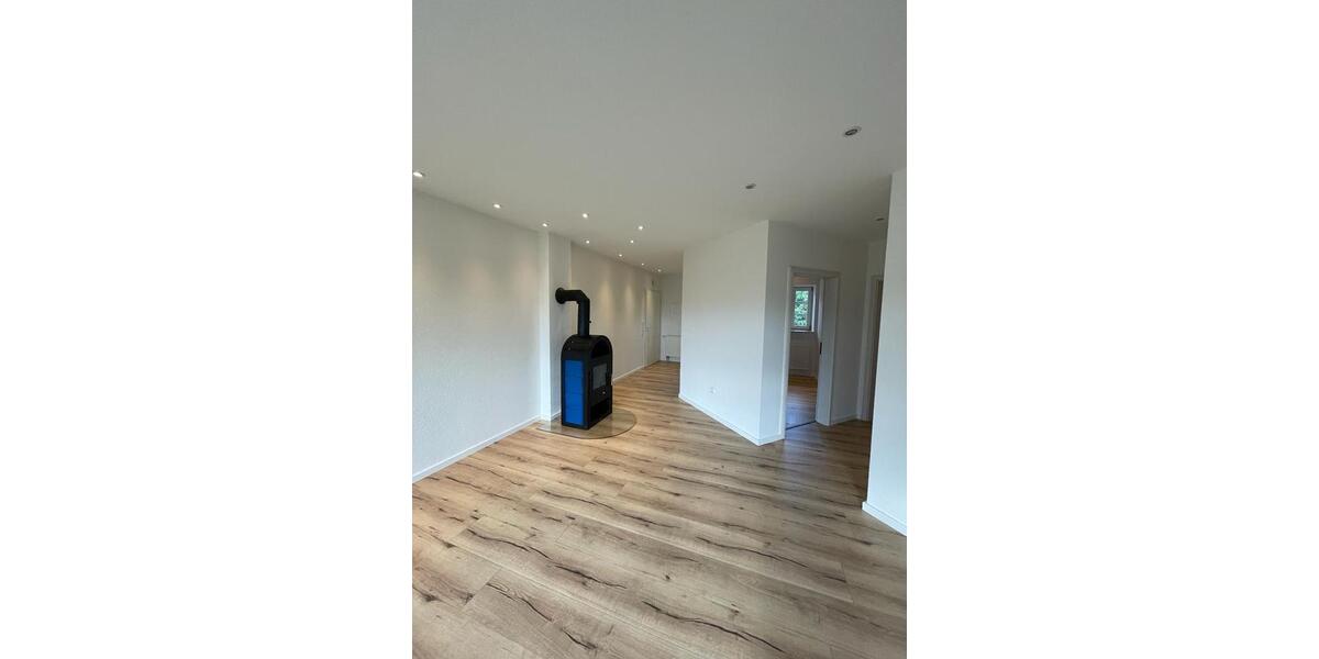Etagenwohnung Vöhl - 3 Zimmer, 77 m&sup2;, 620&euro; | Angebot:26695777