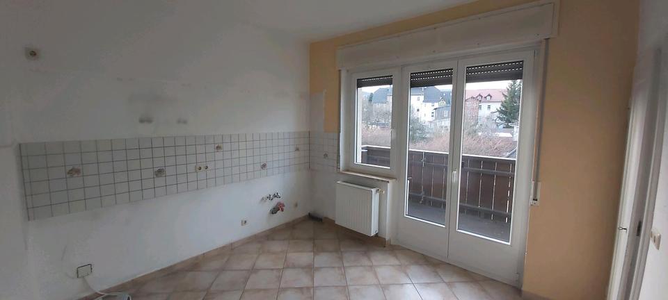 4 Zimmer Wohnung in Saalfeld 104m² 4 zimmer