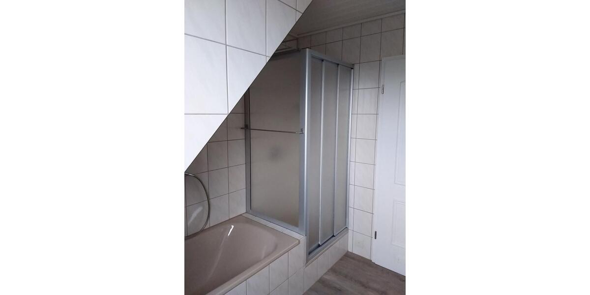 Dachgeschoßwohnung Bechhofen - 4 Zimmer, 114 m&sup2;, 700&euro; | Angebot:25978856