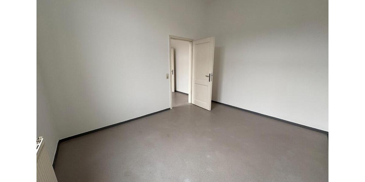 Etagenwohnung Greifswald - 3 Zimmer, 92 m&sup2;, 920&euro; | Angebot:26489172
