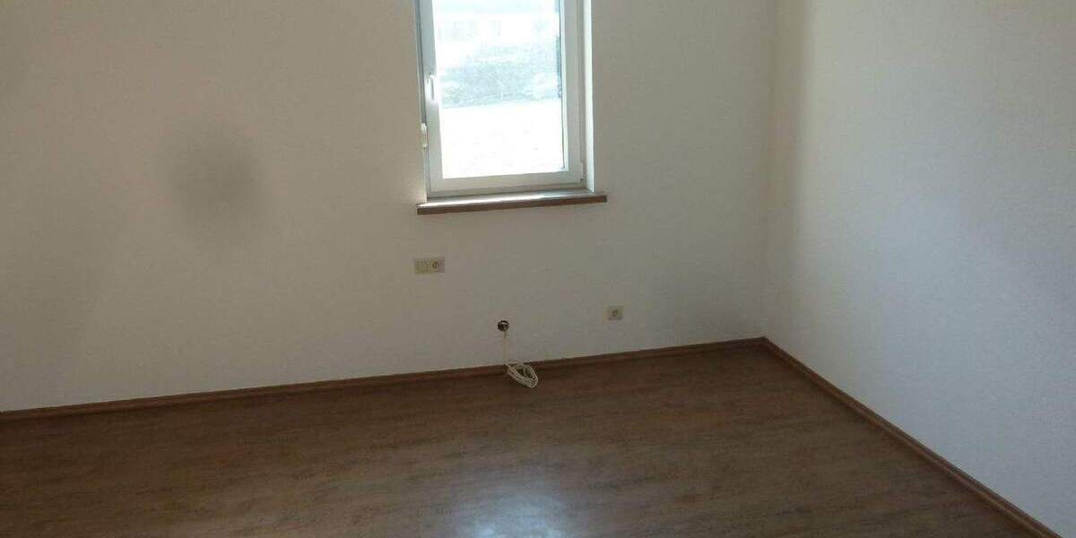 Etagenwohnung Bodenwerder Kemnade - 3 Zimmer, 80 m&sup2;, 440&euro; | Angebot:25769566