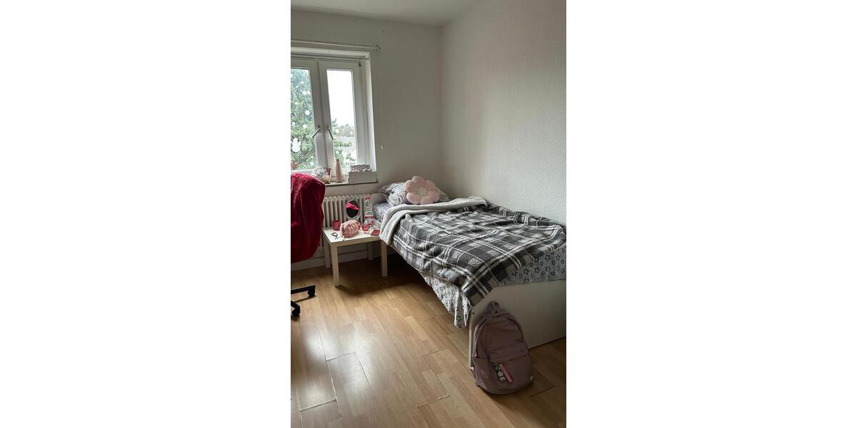 Wohnen auf Zeit Jülich - 3 Zimmer, 16 m&sup2;, 380&euro; | Angebot:26306438