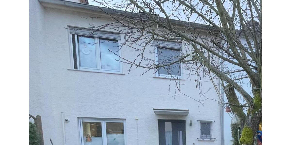 Reihenhaus zu vermieten KelkheimFischbach 4 zimmer