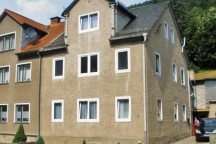 Haus Leutenberg - 8 Zimmer, 167 m&sup2;, 900&euro; | Angebot:26768185