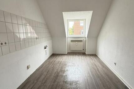 Frisch renovierte 3-Zimmer-Dachgeschosswohnung in ruhiger Lage von Gelsenkirchen-Erle | ca. 67 m² 3 zimmer