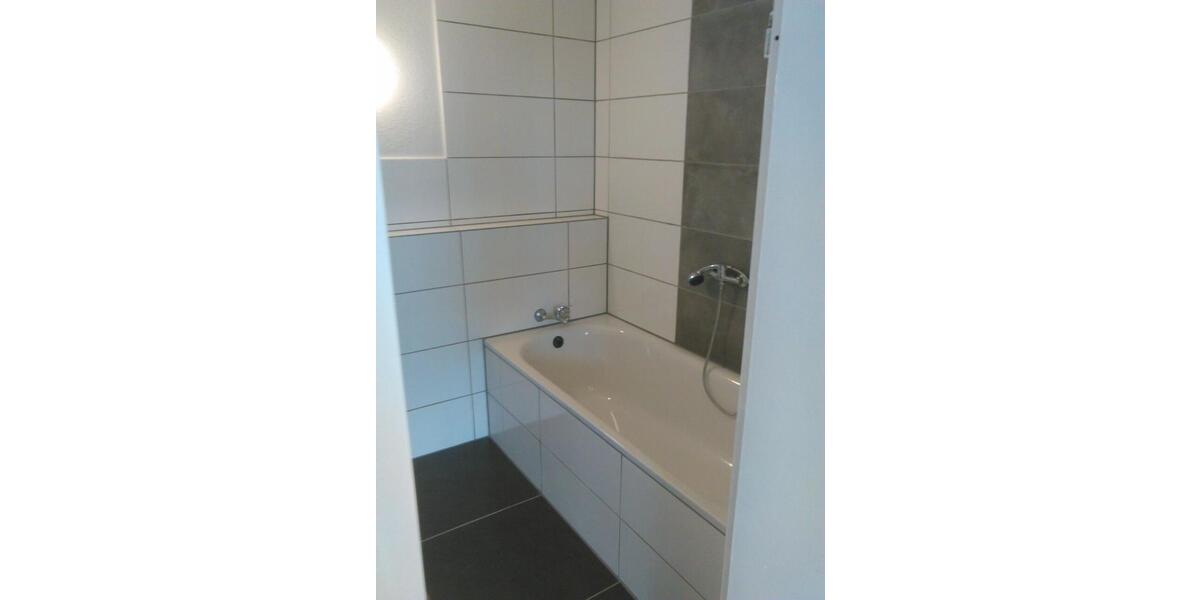 Etagenwohnung Ludwigshafen am Rhein Parkinsel - 2 Zimmer, 48 m&sup2;, 440&euro; | Angebot:26688040