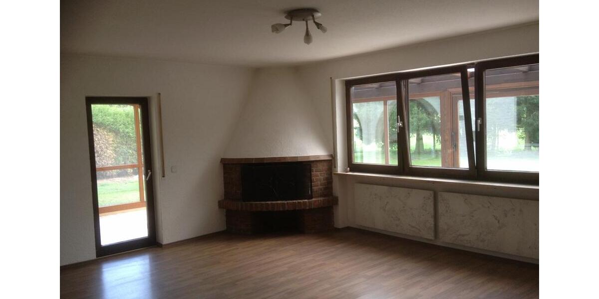 Erdgeschoßwohnung Schorndorf - 3 Zimmer, 88 m&sup2;, 610&euro; | Angebot:25784381