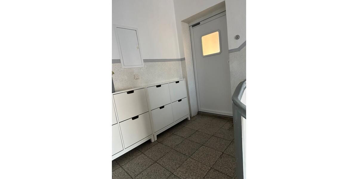 Etagenwohnung Dortmund Huckarde - 1 Zimmer, 100 m&sup2;, 1.400&euro; | Angebot:24344014