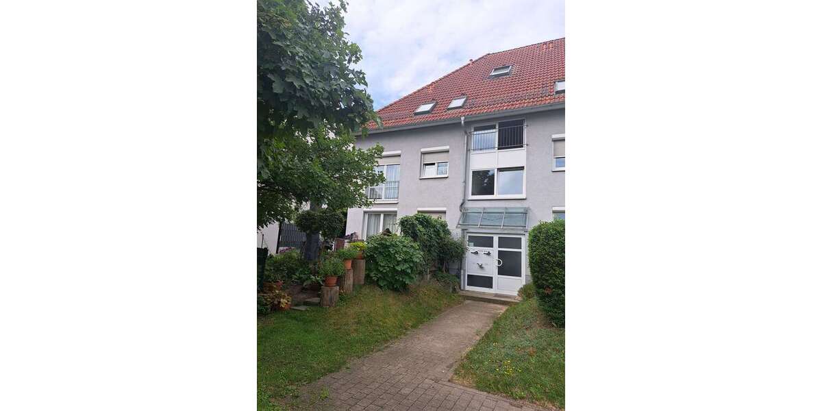Etagenwohnung Großenhain Naundorf - 4 Zimmer, 82 m&sup2;, 533&euro; | Angebot:27093982