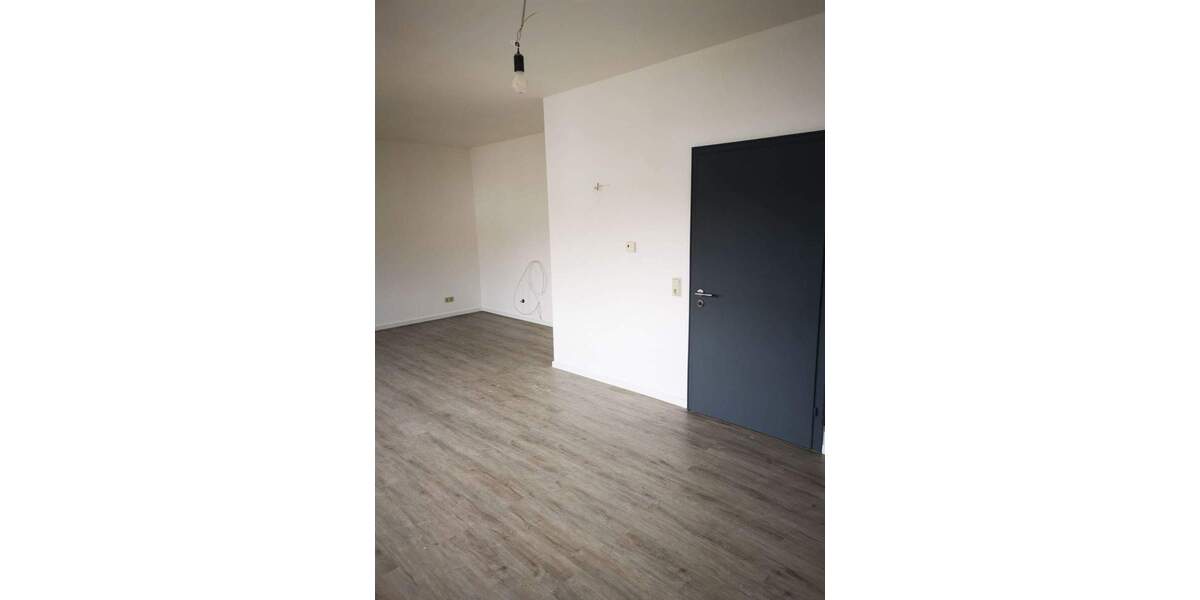 Etagenwohnung Beckingen - 2 Zimmer, 91 m&sup2;, 680&euro; | Angebot:26201799