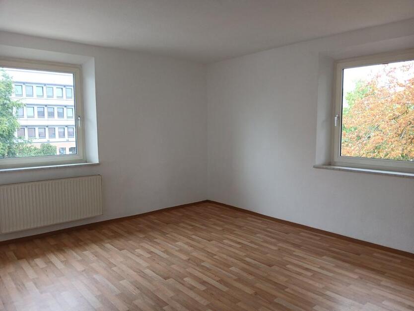 Großzügige 5-Zimmer-Wohnung in Neuhof