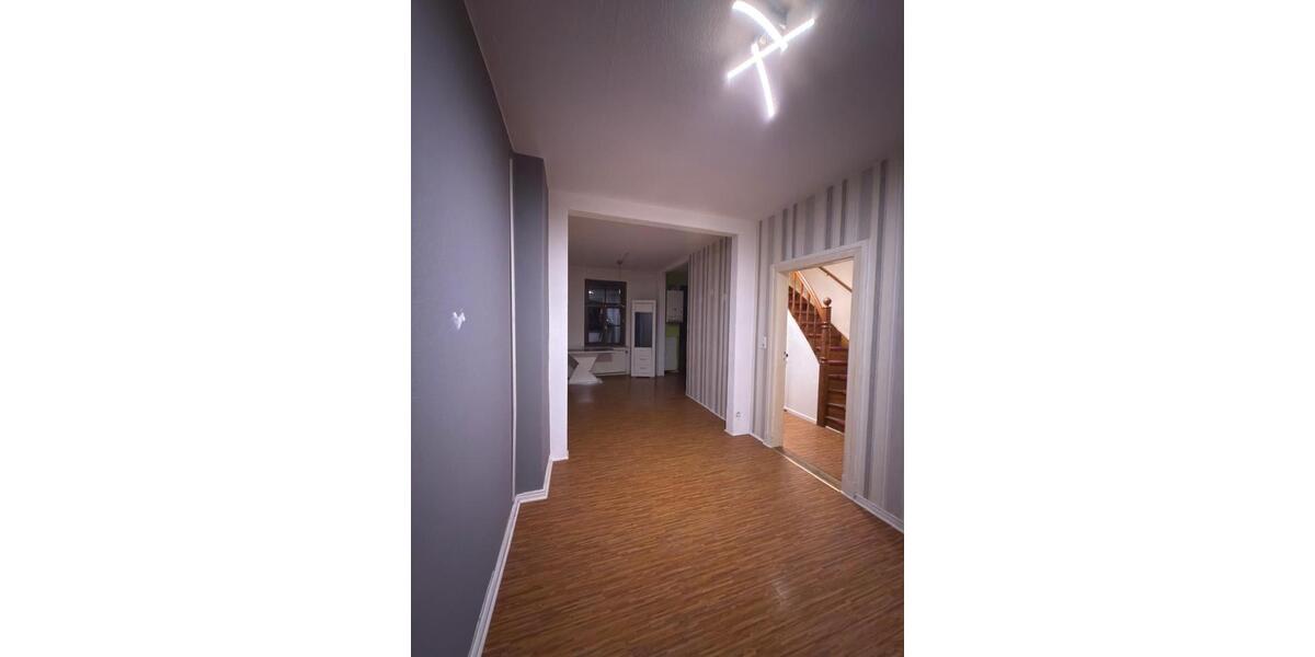 Etagenwohnung Bremen Gröpelingen - 4 Zimmer, 100 m&sup2;, 1.280&euro; | Angebot:26404197