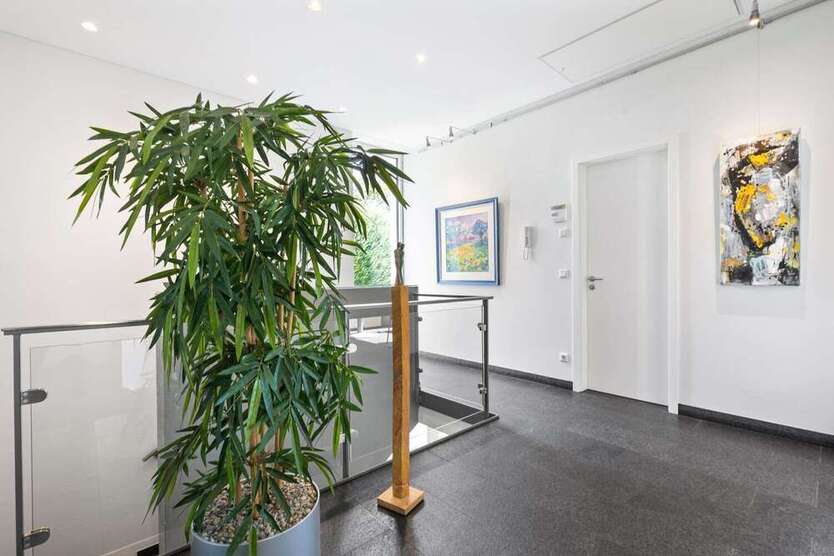 Büro in Eppelborn Habach 1.800 € 160 m²