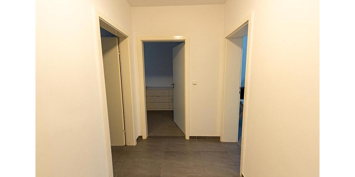 Etagenwohnung Mönchengladbach Süd - 3 Zimmer, 75 m&sup2;, 750&euro; | Angebot:24750111