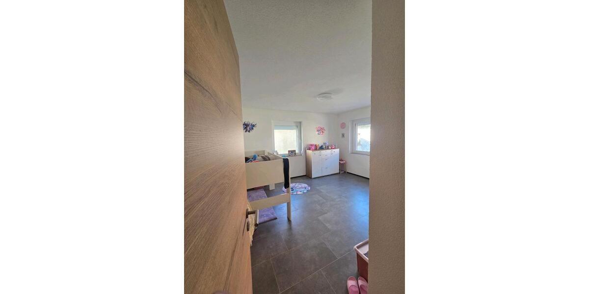 Erdgeschoßwohnung Bad Mergentheim - 3 Zimmer, 80 m&sup2;, 800&euro; | Angebot:26448440