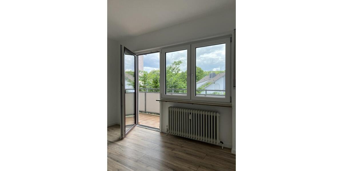Etagenwohnung Grünstadt - 2 Zimmer, 75 m&sup2;, 895&euro; | Angebot:26678991