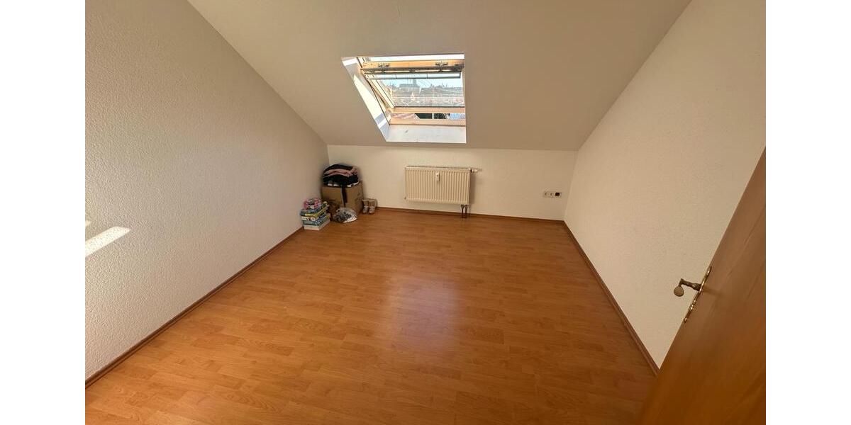 Großzügige 5ZKB Dachgeschosswohnung mit 2 Balkonen 5 zimmer