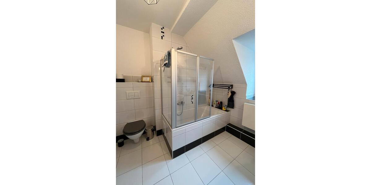 Dachgeschoßwohnung Görlitz Biesnitz - 3 Zimmer, 59 m&sup2;, 640&euro; | Angebot:25853167