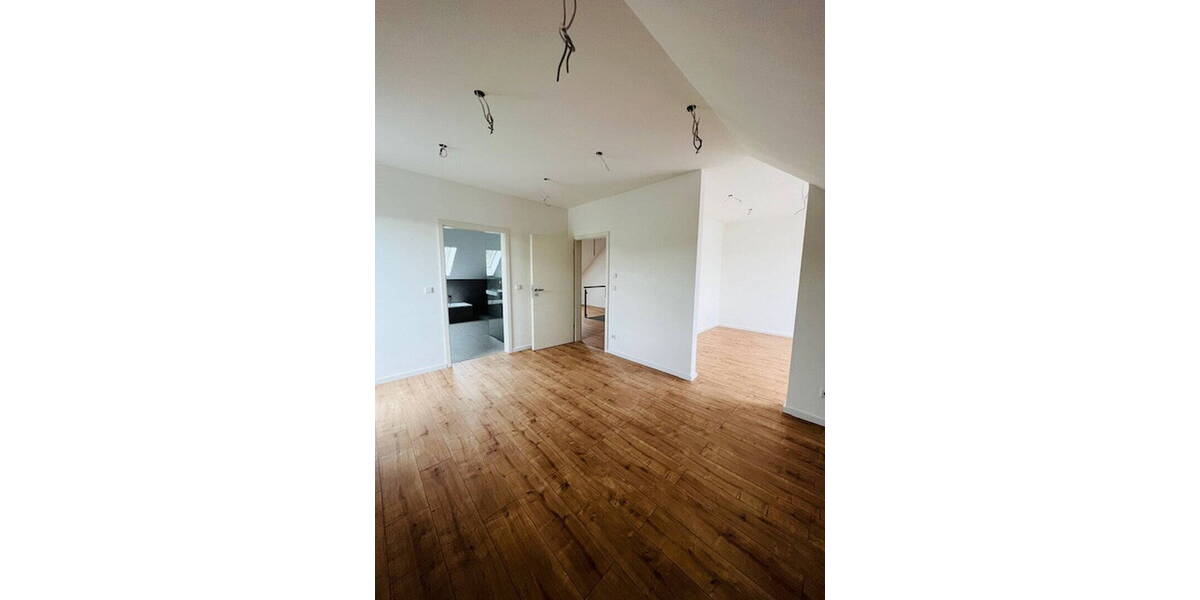 Doppelhaushälfte Rümmelsheim - 6 Zimmer, 182 m&sup2;, 2.000&euro; | Angebot:26155652