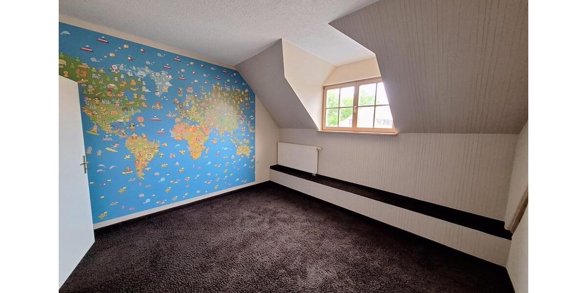 Dachgeschoßwohnung Freiberg - 2 Zimmer, 62 m&sup2;, 438&euro; | Angebot:26478462