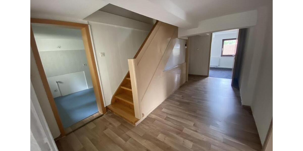 Etagenwohnung Langelsheim - 5.5 Zimmer, 150 m&sup2;, 950&euro; | Angebot:26034362