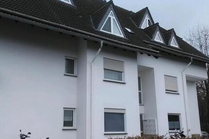 Wohnung Düngenheim - 2 Zimmer, 67 m&sup2;, 300&euro; | Angebot:26032375