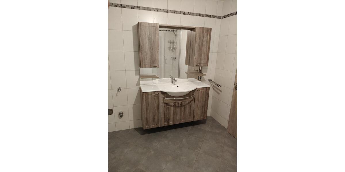 Etagenwohnung Prackenbach - 3 Zimmer, 85 m&sup2;, 670&euro; | Angebot:24962150